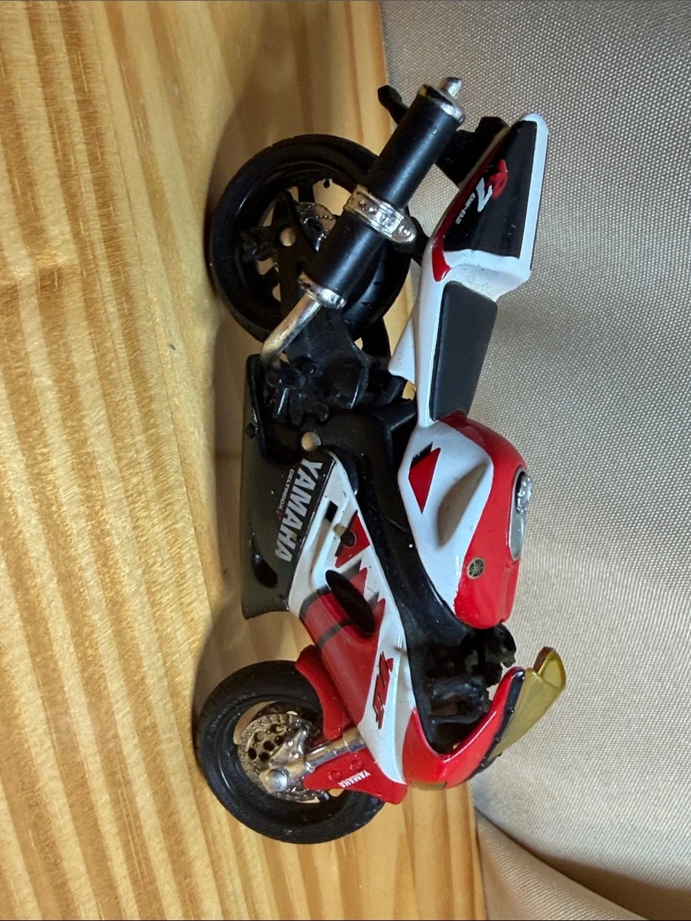 Lot of 9 Diecast Model Motorcycles 1:18 Maisto Ducati Honda Yamaha